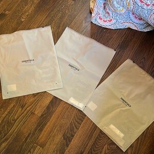 Essentials Transparent Bags Set